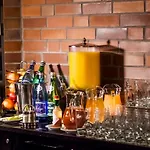 Hotel Qubus 3*