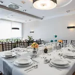 Qubus 3* Γκλίβιτσε