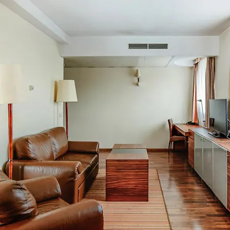 Qubus Hotel 3*