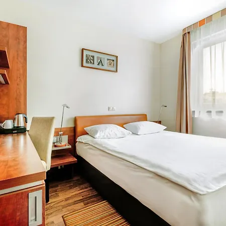 Hotel Qubus 3*
