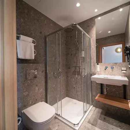Hotel Qubus 3*