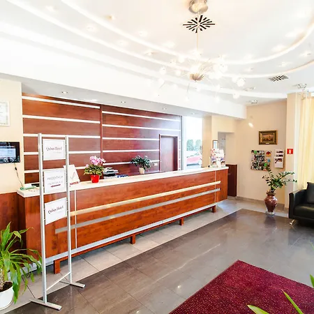 Hotel Qubus 3*