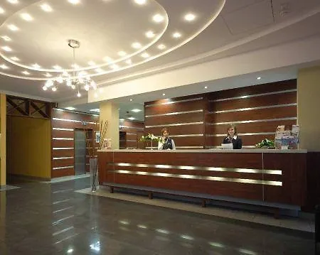 Qubus Hotel 3*
