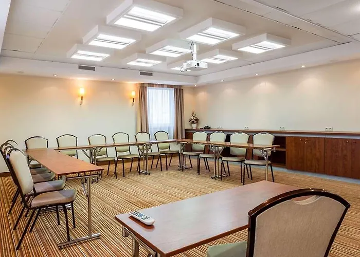 Qubus غليفيتسه